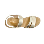 Sandalias flats Ilia para mujer color dorado